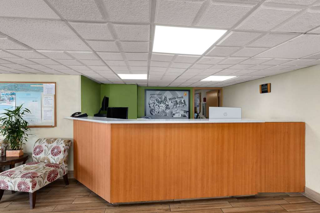 Super 8 by Wyndham Myrtle Beach Market Common Area - photo 6