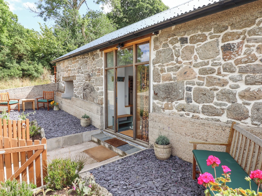 Lingcombe Barn - carbon neutral hotel in Chagford