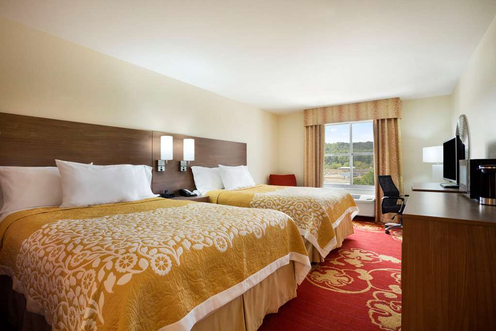 Days Inn & Suites by Wyndham Caldwell - photo 10