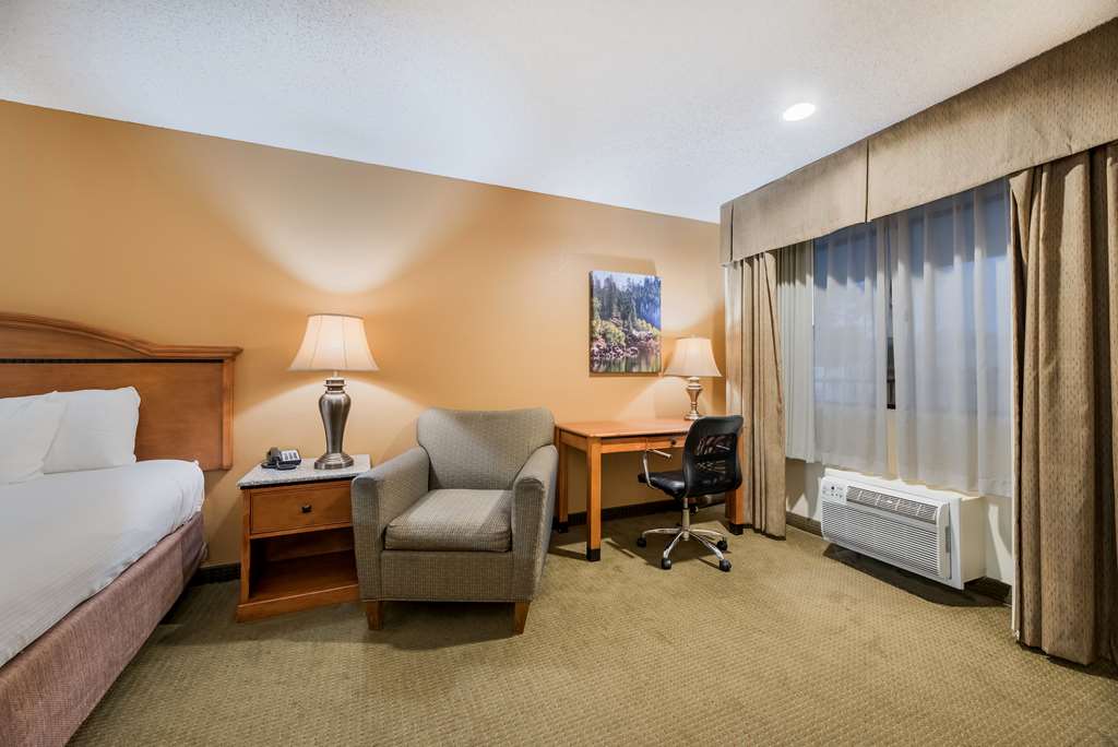 Best Western Sunrise Inn - photo 14