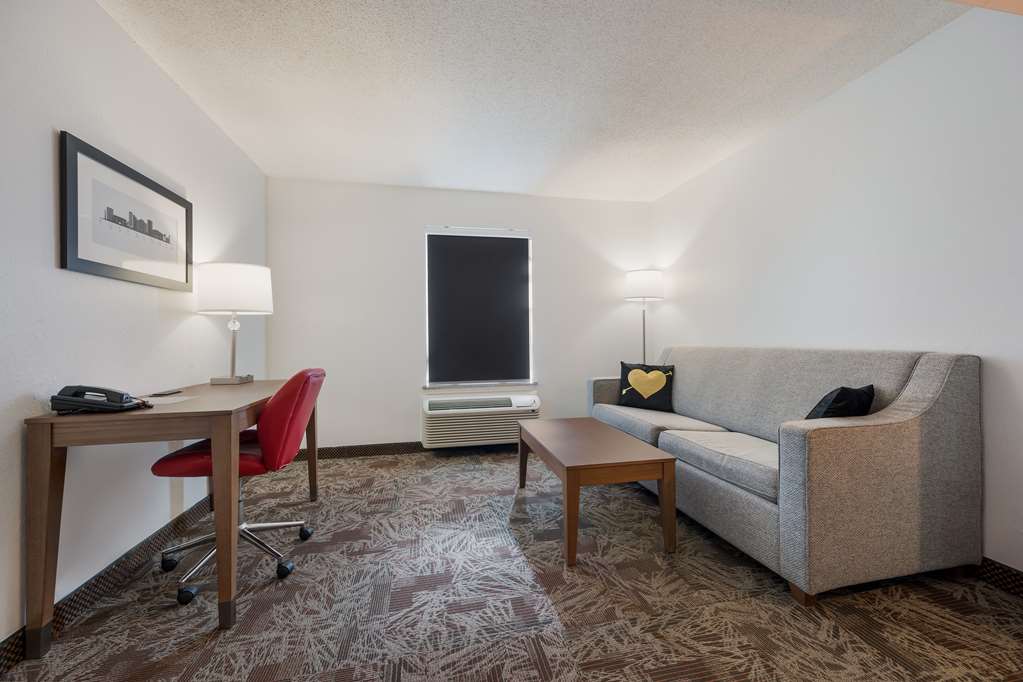 SureStay Hotel by Best Western Tuscaloosa Southeast - photo 15