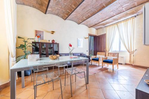 Modena Palace Suite Duomo 5 Stelle — 4-Star Luxury Hotel in Modena, Italy