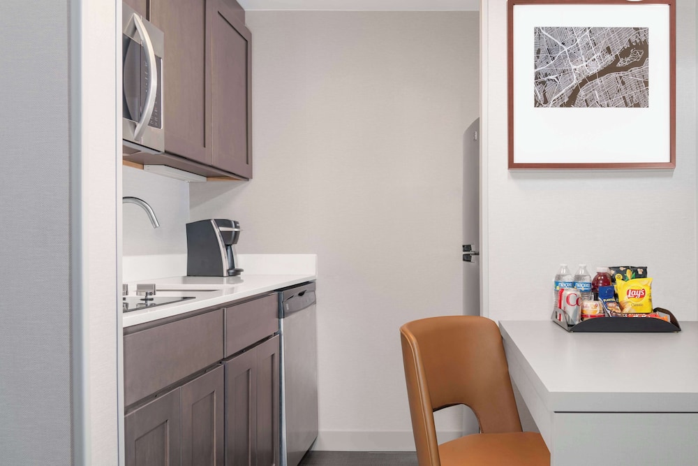 Homewood Suites by Hilton Detroit Troy - photo 16