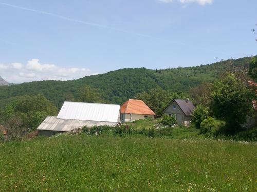 Seosko domaćinstvo Aprcović in Pluzine, Montenegro