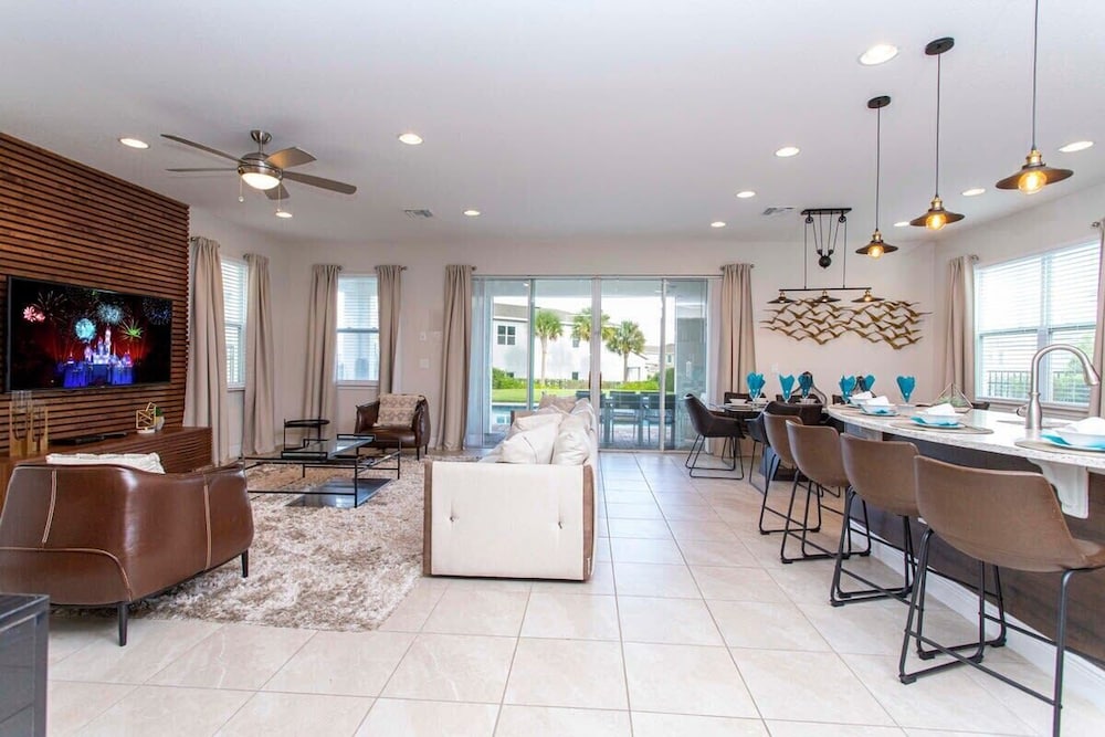 Luxurious 5Bd Single Family w Pool&Jacuzzi @Encore Resort 7432 - photo 27