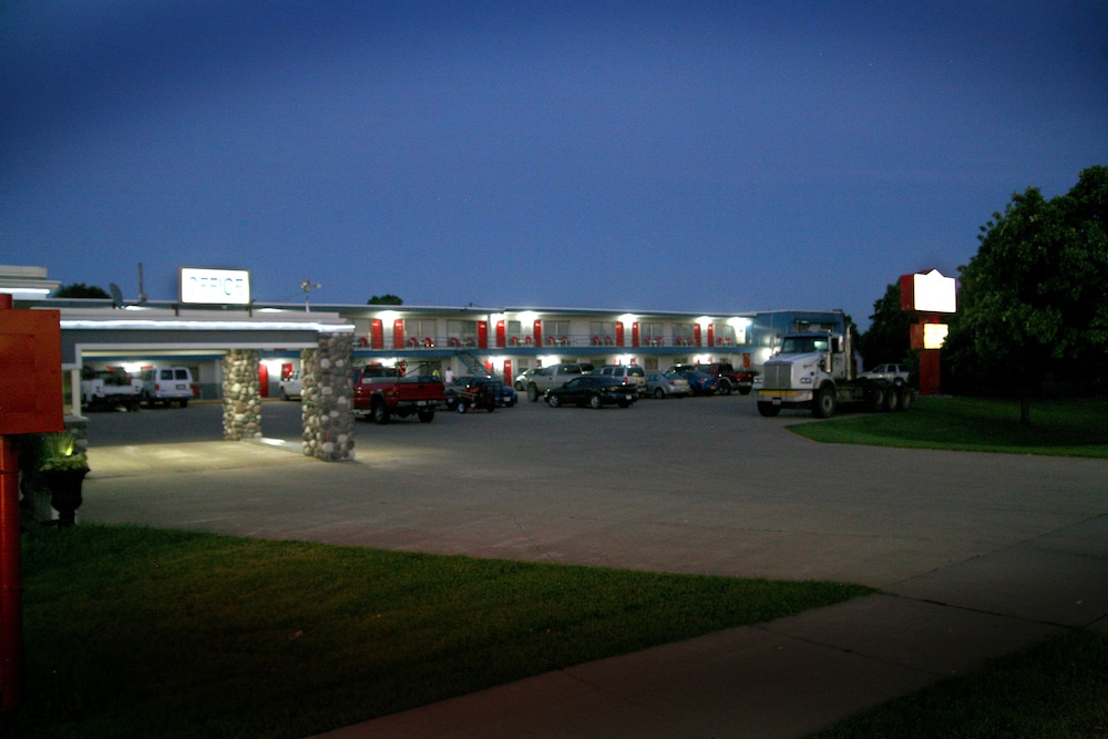 South T Motel - photo 66