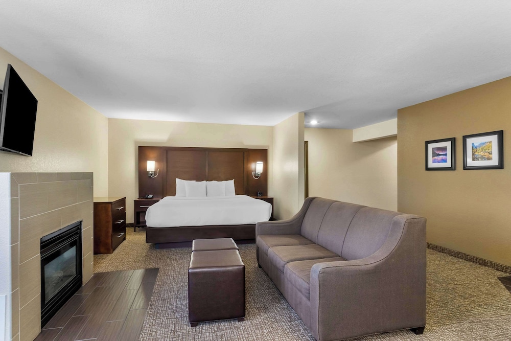 Comfort Inn & Suites Greeley - photo 22