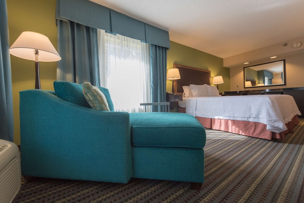 Hampton Inn Brooksville Dade - photo 22