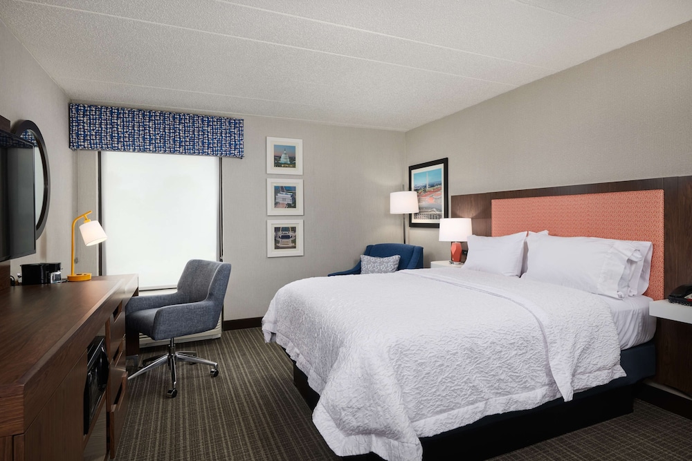Hampton Inn Fairfax City - photo 14
