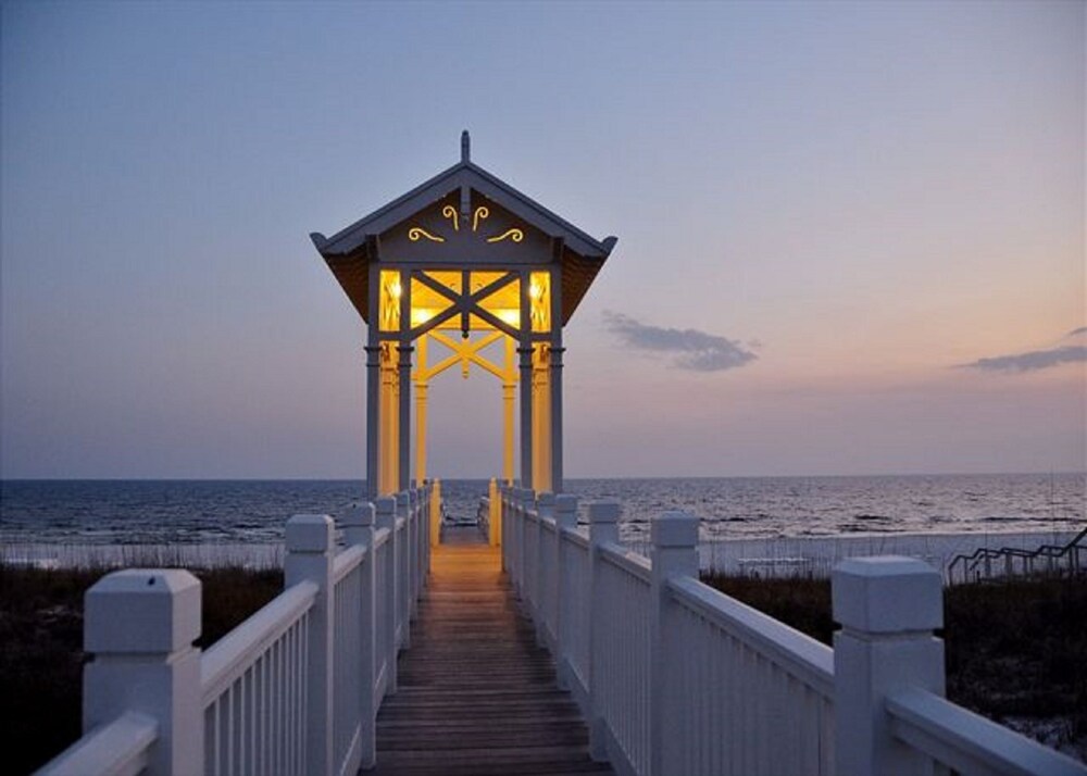 Carillon Beach Resort Inn - photo 43