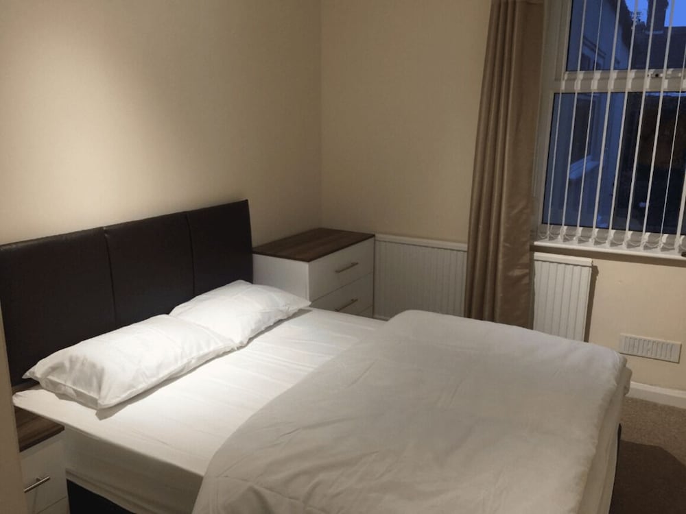 Room in Guest Room Double Room in Leicester in Leicester, United Kingdom