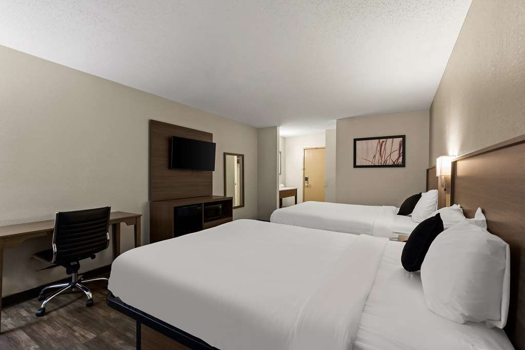Red Lion Inn & Suites Caseyville - photo 10