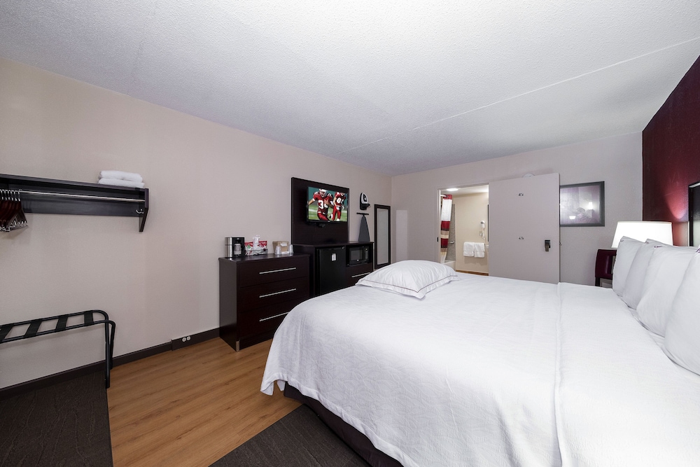 Red Roof Inn PLUS Huntsville Madison - photo 19