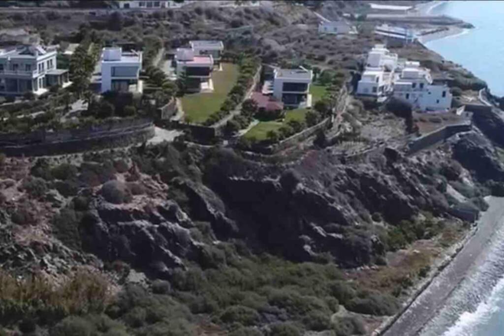 Alcazaba Hills — hotel in Adra