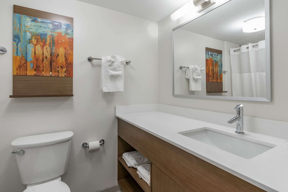 MainStay Suites Lexington I 75 - photo 24