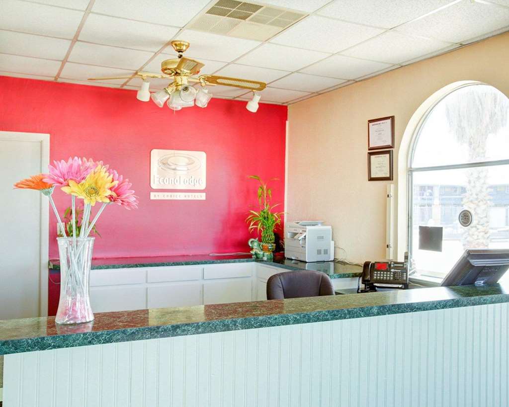 Econo Lodge Temple - photo 5