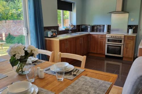 Windsor property near Legoland with free parking in Windsor, United Kingdom