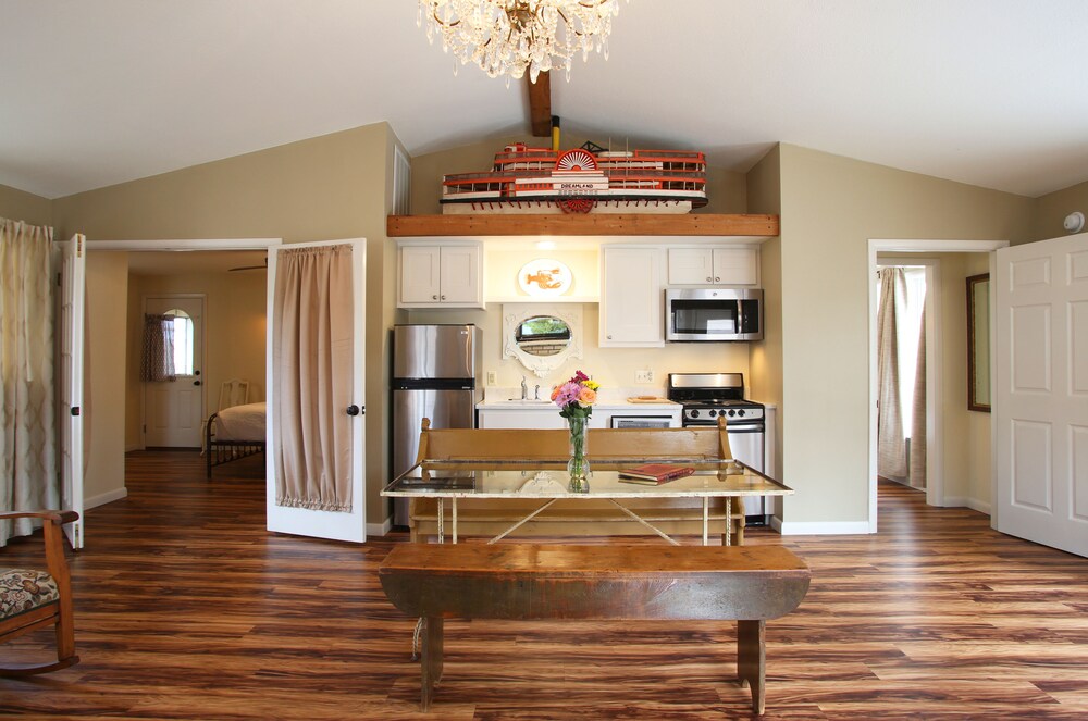 Tower House Inn - photo 11