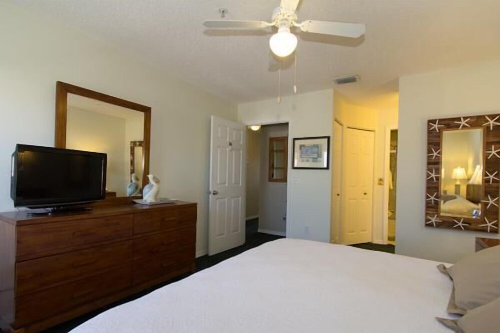 Sandy Pointe 210 - photo 10