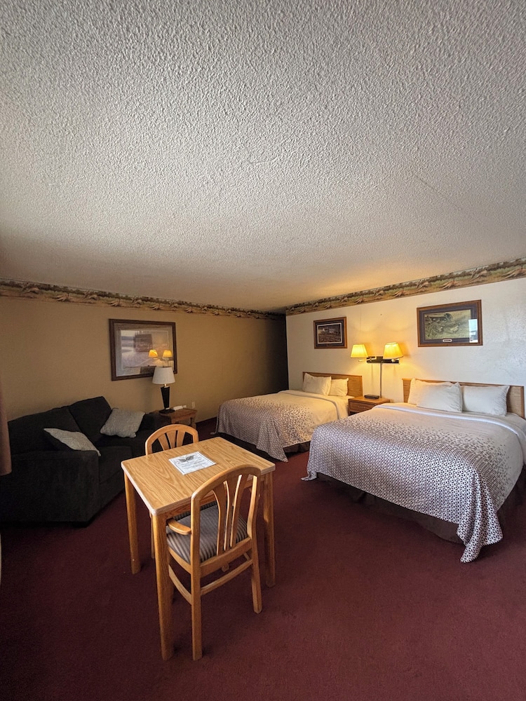 Dakota Inn - photo 9