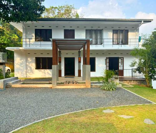 Avenue 38 - carbon neutral hotel in Kandy