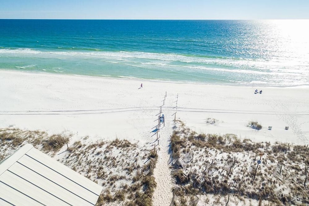 Caribbean Queen 5 Bedroom Holiday Home by Five Star Properties — 4-Star Luxury Hotel in Destin, United States