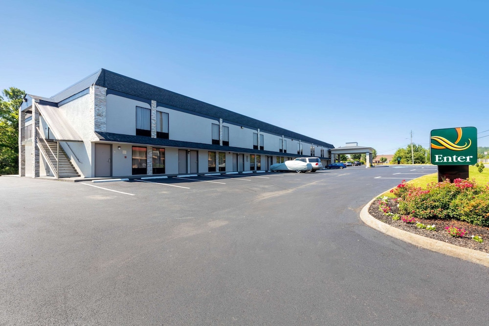 Quality Inn Cleveland North - photo 48