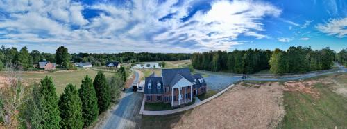 MooreField Suites Greensboro East - photo 23
