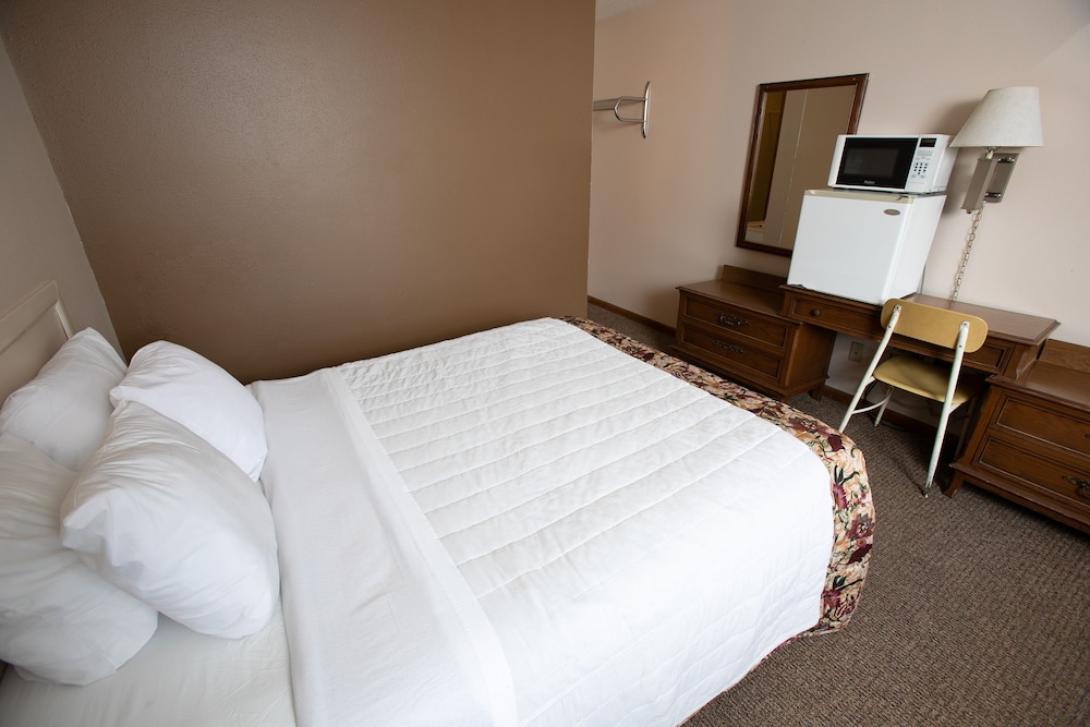 Economy Hotel Okmulgee - photo 2