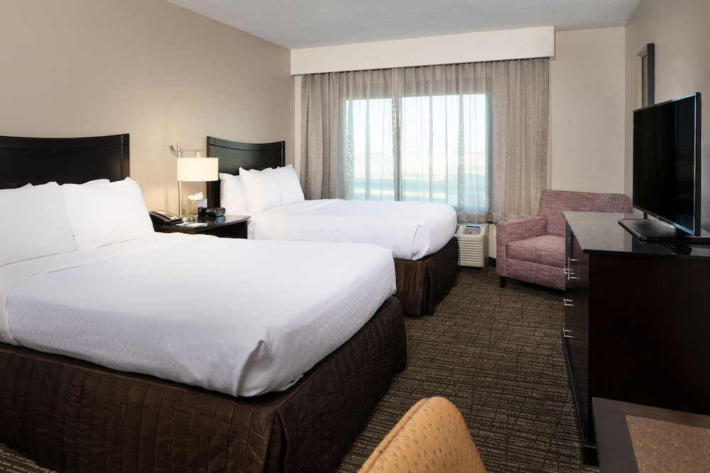 Crowne Plaza Memphis Downtown by IHG - photo 15