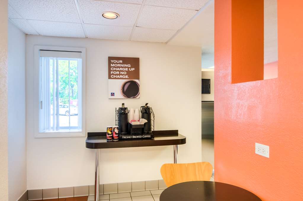 Motel 6 Arlington Heights IL Chicago North Central - photo 28