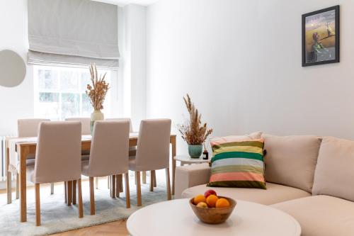 3 Bedroom flat with Terrace in Central London — 4-Star Luxury Hotel in London, United Kingdom