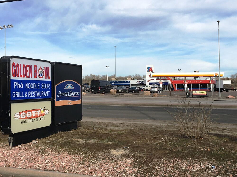 Howard Johnson Denver West — hotel in Wheat Ridge