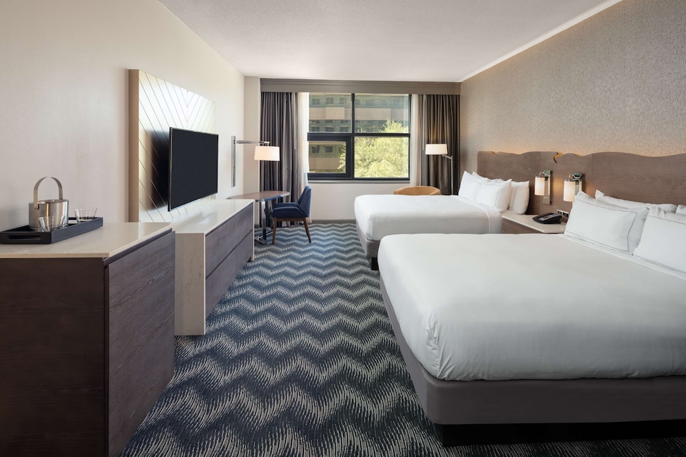 Hilton Houston North - photo 10