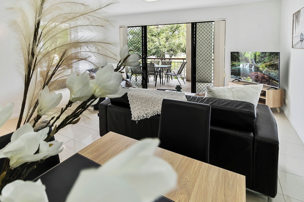 Traveller Jam Close to City & Esplanade — 4-Star Luxury Hotel in Cairns North, Australia