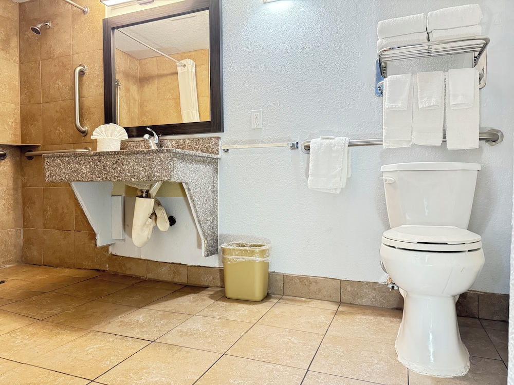 Masters Inn Tucker - photo 28