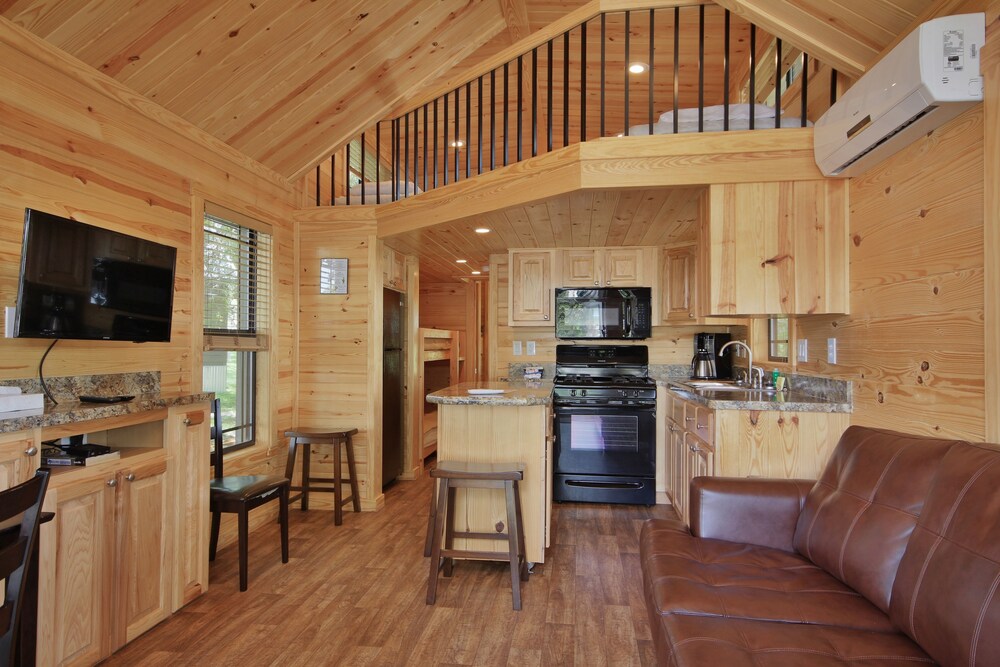 Jellystone Park Guadalupe River in Kerrville, United States