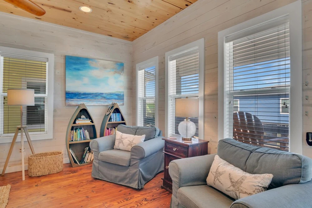 Bottoms Up - carbon neutral hotel in Port Aransas