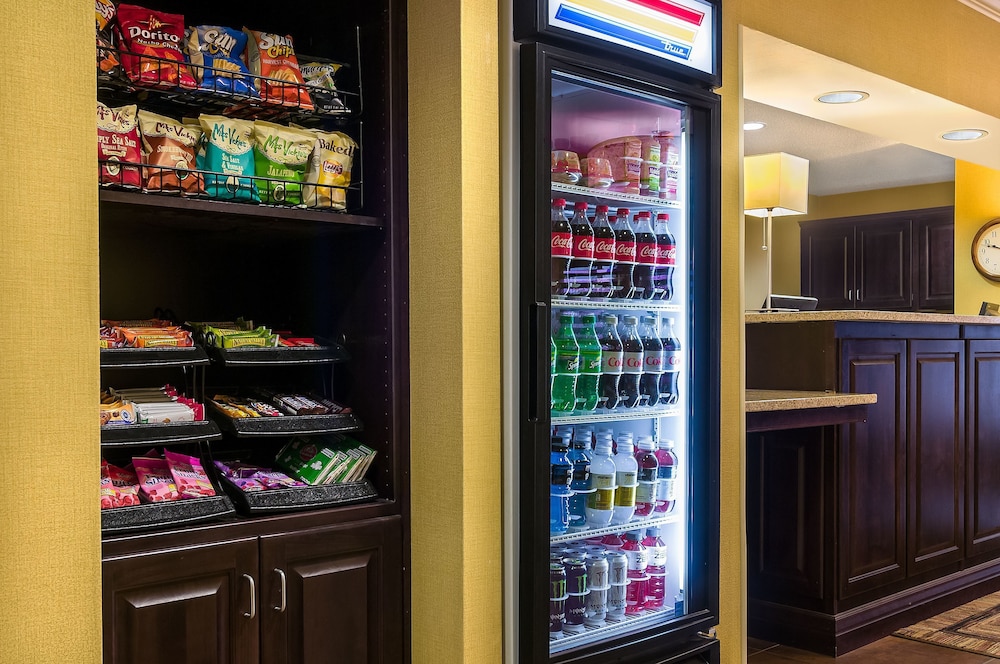 Holiday Inn Express & Suites Sandy South Salt Lake City by IHG - photo 17