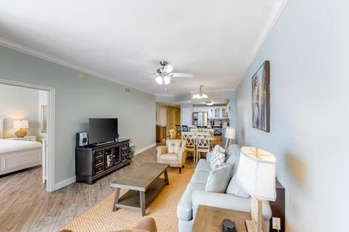Palacio Unit 1203 - last minute hotel in Pensacola