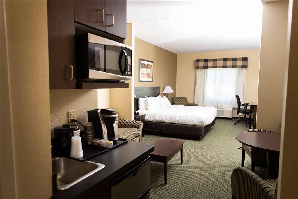 Country Inn & Suites by Radisson Elizabethtown KY - photo 26
