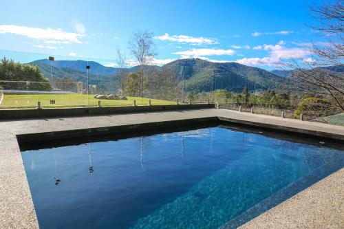 Top Of The Town in Bright, Australia