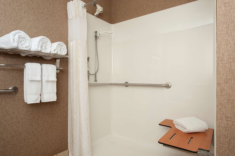Hilton Garden Inn Columbus Edinburgh - photo 19
