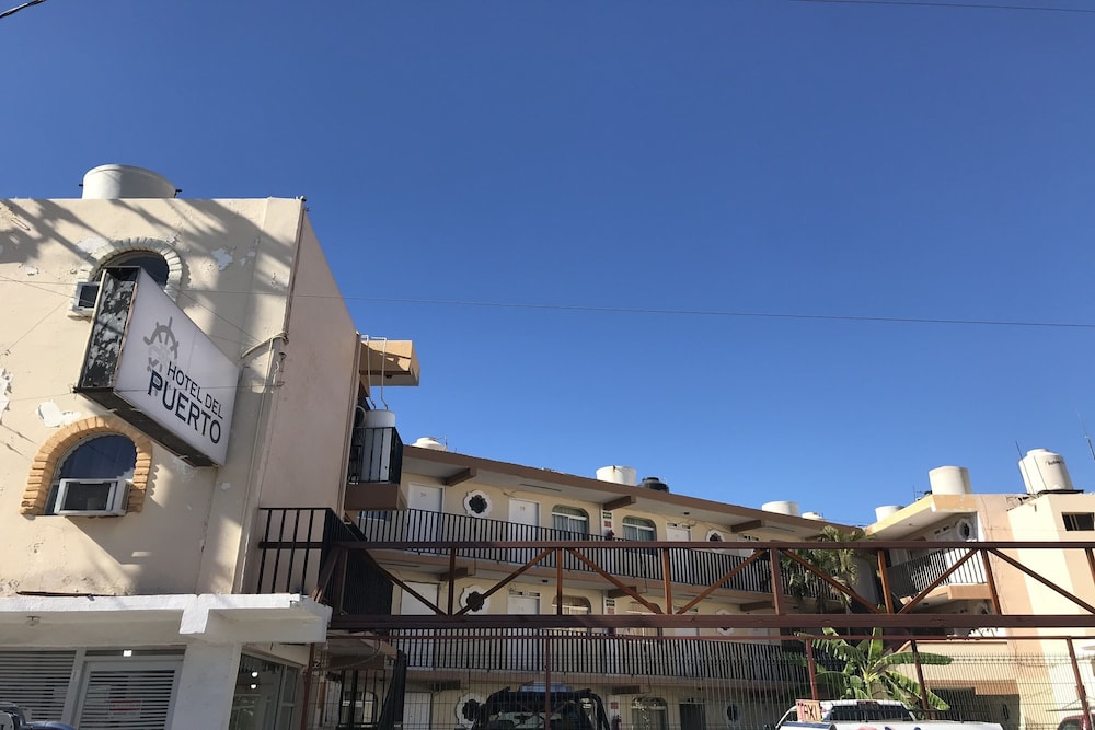 Hotel del Puerto in Heroica Guaymas, Mexico