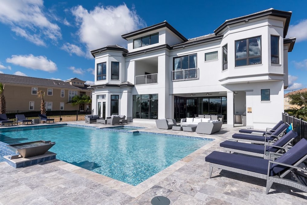 Je52232 Reunion Resort 11 Bed 10 Baths Villa — 4-Star Luxury Hotel in Kissimmee, United States