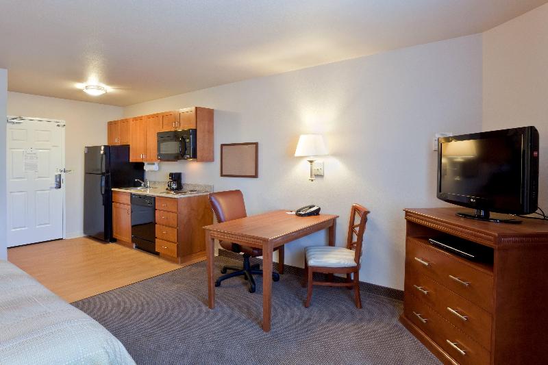 Candlewood Suites Lakewood - photo 27