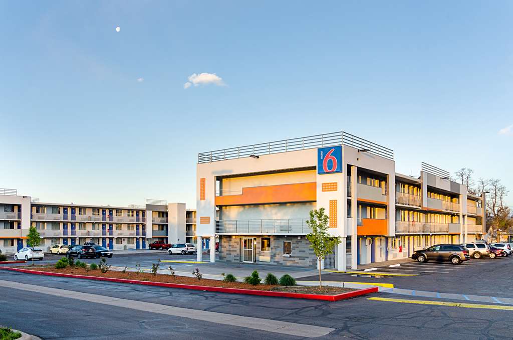 Motel 6 Denver CO Downtown - photo 11