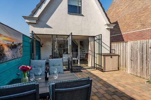 Vrijvakantiehuis Vaandragerstraat 20 in Domburg, Netherlands