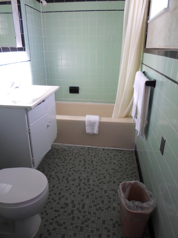 Colton Motel Gettysburg - photo 16