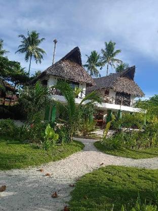 Entire Private Beachfront Villa in Siargao — 4-Star Luxury Hotel in General Luna, Philippines